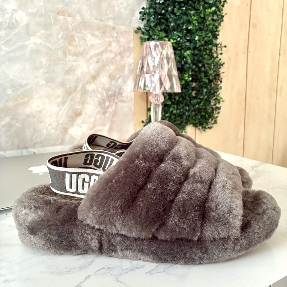 UGG® Fluffy Yeah Slide - Picture 5 of 12